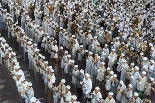5 Tradisi Tarawih Unik...
