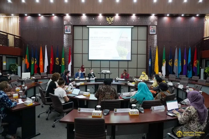 4 Prodi FKM dan FIK...