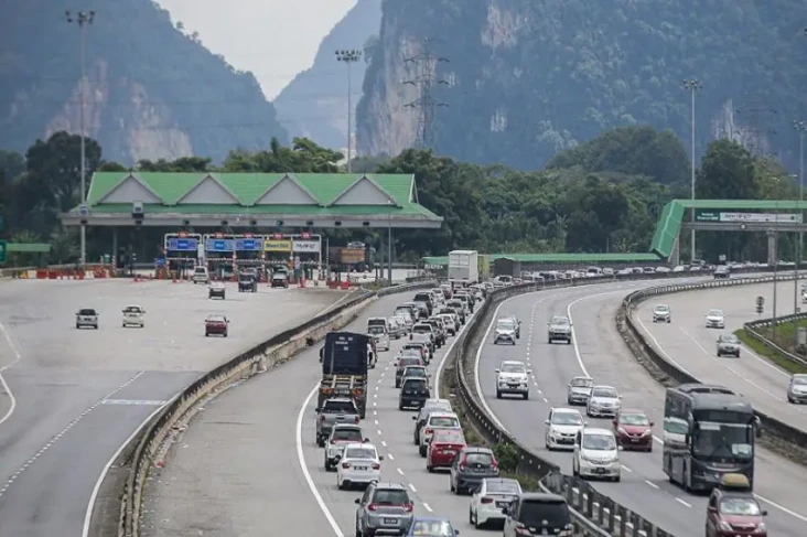 Mudik Lewat Tol Trans...