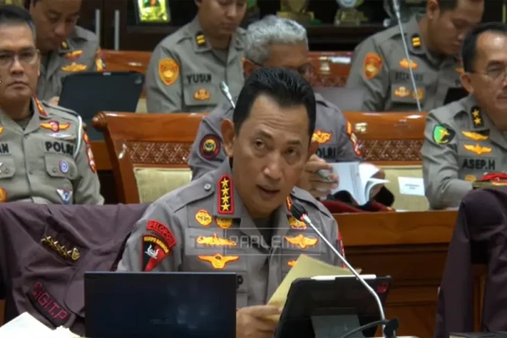 Kapolri Bentuk Pasukan...