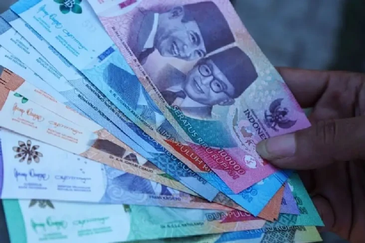 Gelar Penukaran Uang...