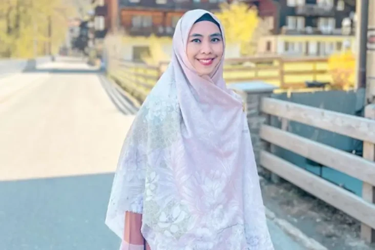 Cerita Oki Setiana Dewi...