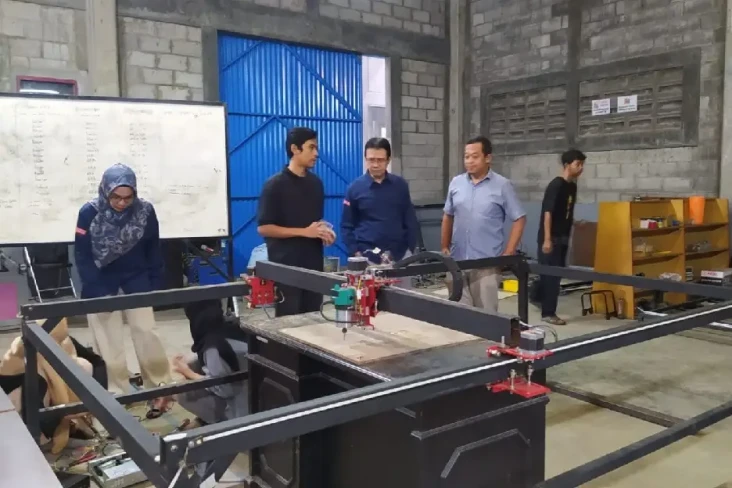 Perkuat Hard Skill dan...