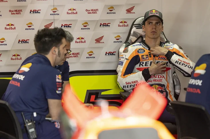 Stefan Bradl Gantikan...