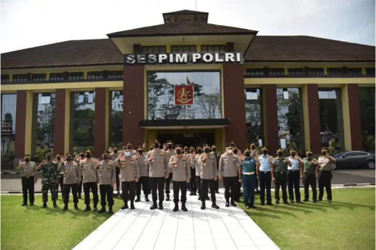 3 Jenderal Polisi yang...
