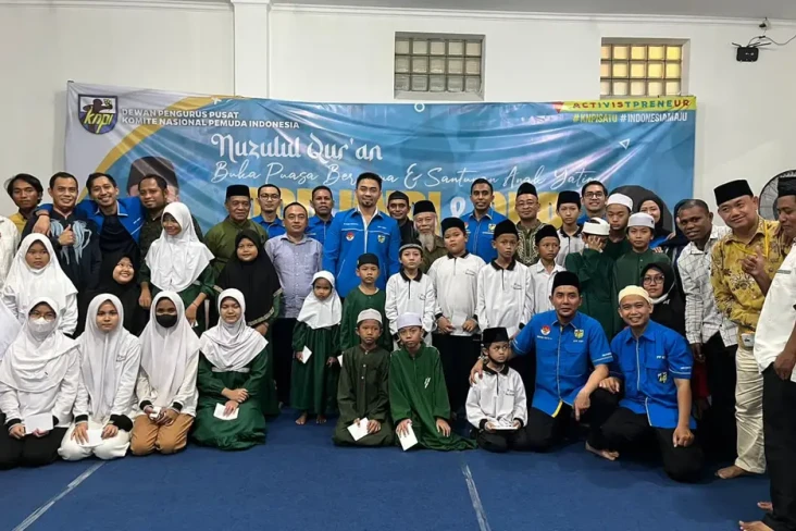 KNPI Gelar Buka Bersama...