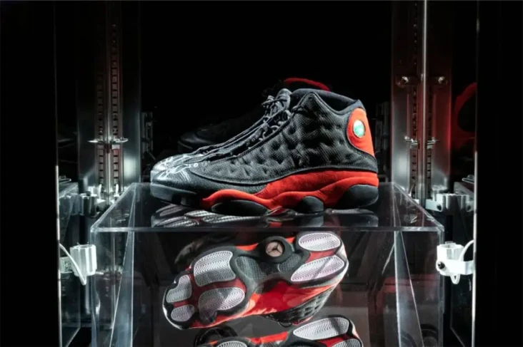 Fantastis! Sepatu Kets...