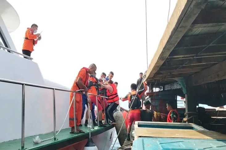 Angkut Pemudik Dari...