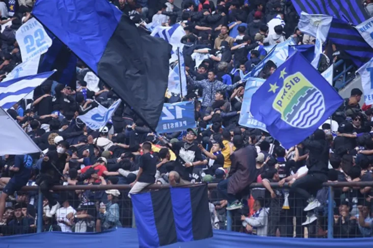 Persib vs Persikabo...