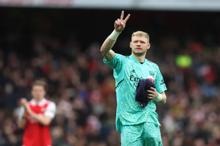 Kiper Aaron Ramsdale:...