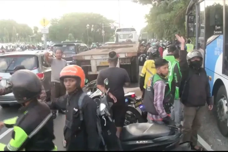 Hendak Pulang Kerja,...
