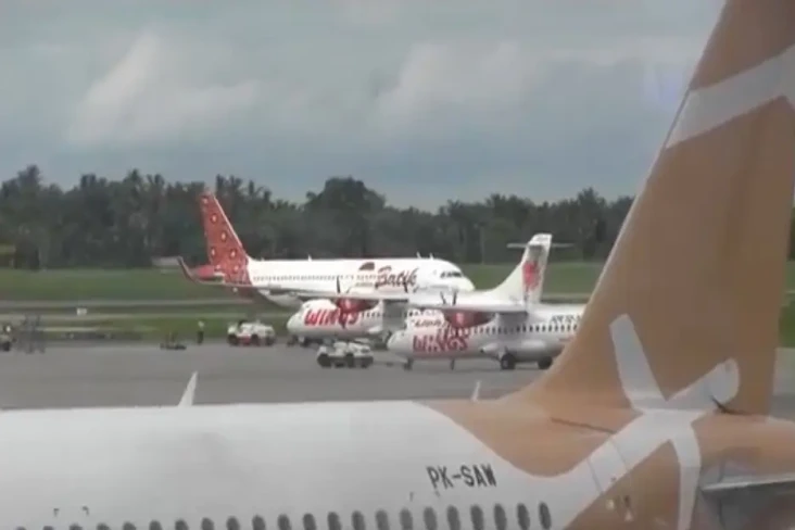 Bandara Kualanamu Mulai...