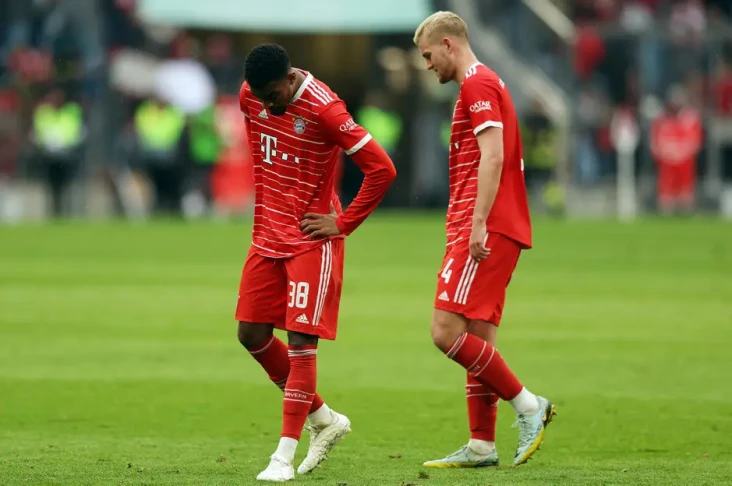 Bayern Muenchen Gagal...