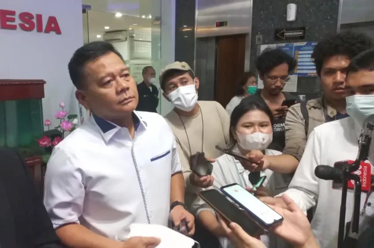 Mengadu ke Ombudsman,...