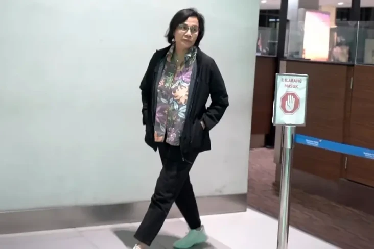 Sepulang dari AS, Sri...