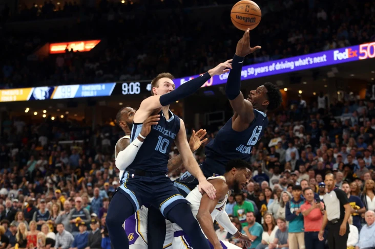 Hasil Playoff NBA 2022/2023:...