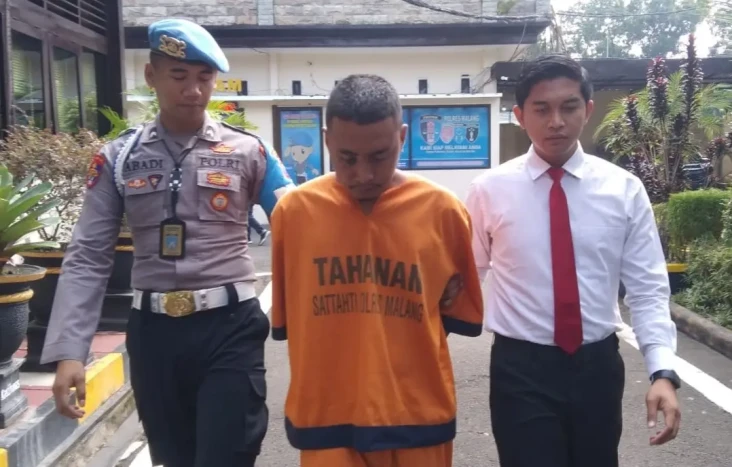 Pemuda di Malang Tega...