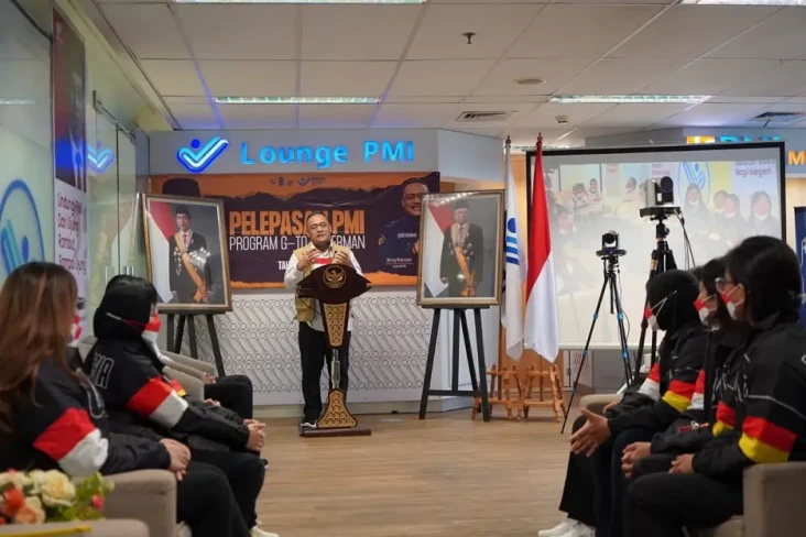Lepas Tenaga Kesehatan...