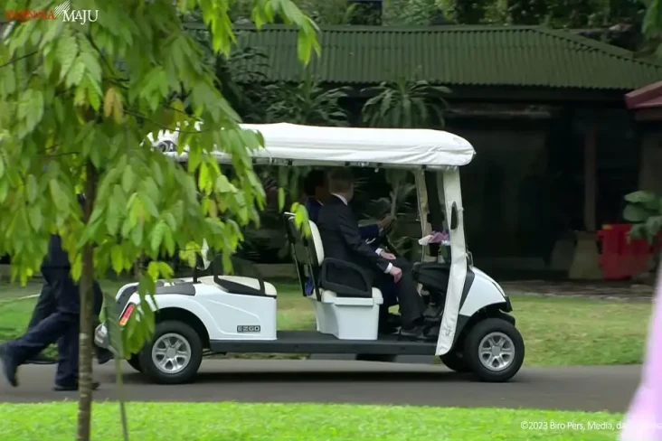Jokowi Sopiri PM Ceko...