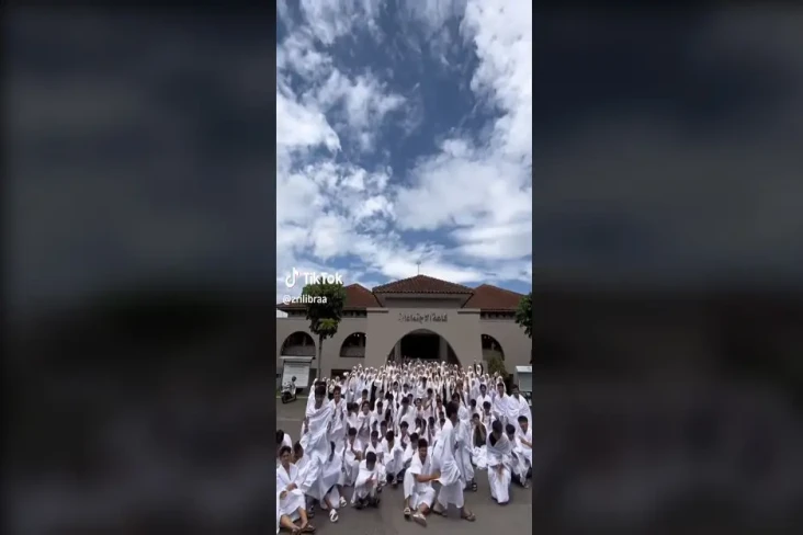 Viral, Siswa SMA Satu...