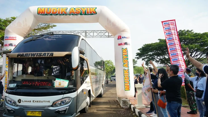 Alfamart Alfagift Berangkatkan...
