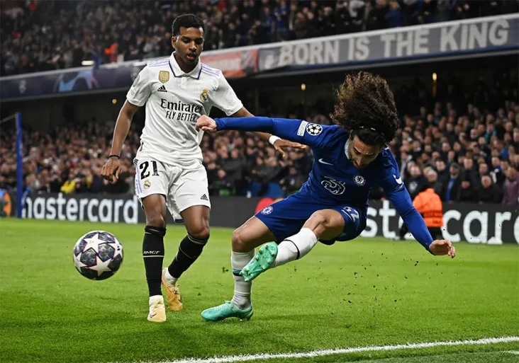 Cetak 2 Gol ke Gawang...