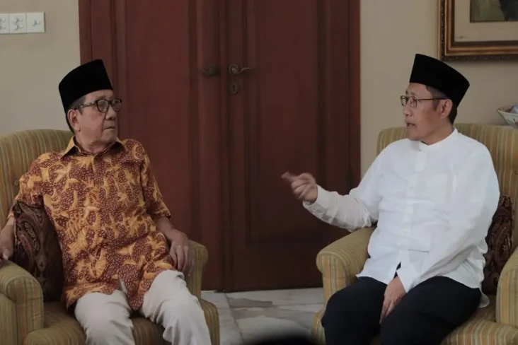 Anas Urbaningrum Temui...