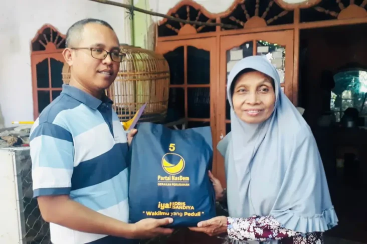 Hore! Guru Ngaji dan...
