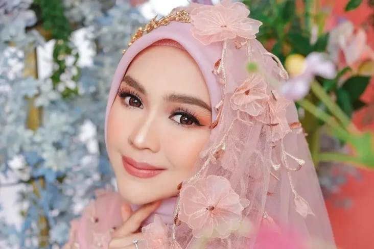 Ria Ricis Jual Kos-kosan...