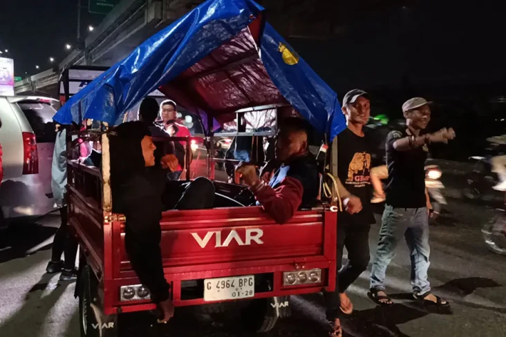 Warga Jaksel Mudik ke...