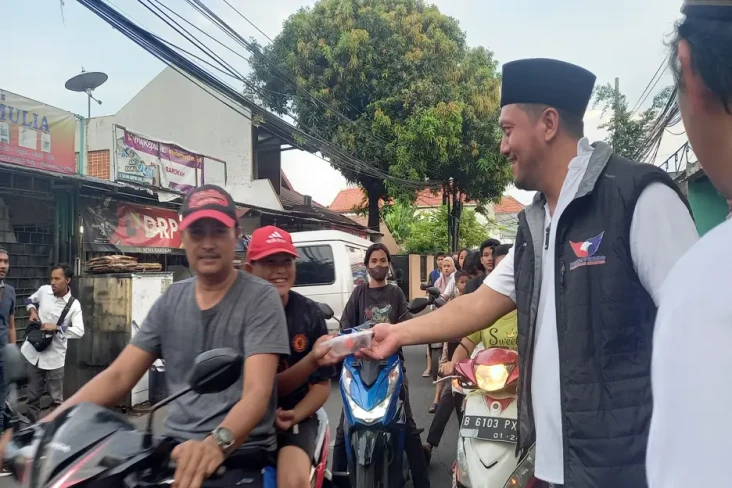 Aksi Nyata Berbagi 1.000...