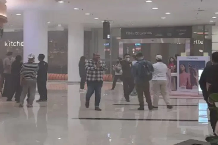 Kebakaran Mal Senayan...