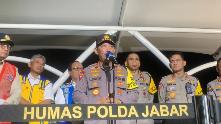 Bentrok TNI-Polri di...