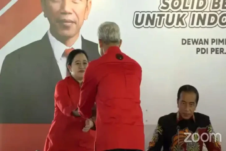 Megawati Tugaskan Puan...