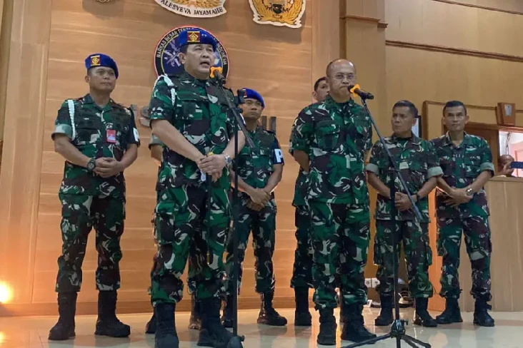 Kronologi Kerusuhan...