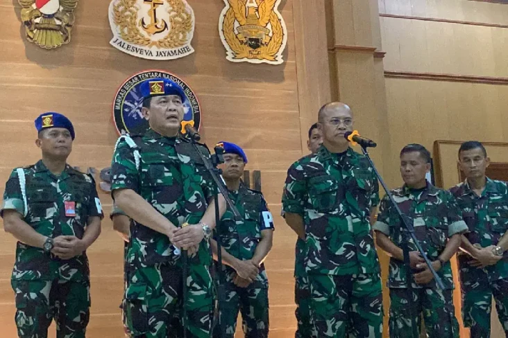Panglima TNI Perintahkan...