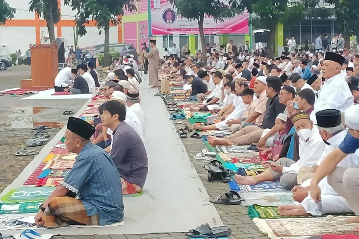 Ribuan Warga Muhammadiyah...