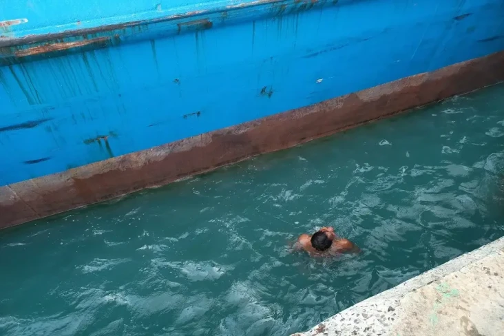 Anak-anak Logam Menanti...