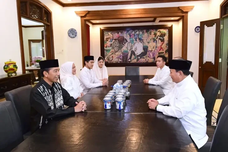 Jokowi Dinilai Lebih...