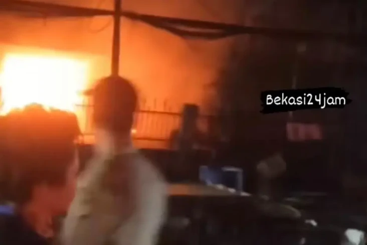 2 Ruko di Pasar Pondok...