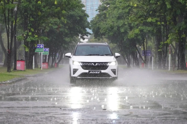 1.000 Unit Wuling Alvez...