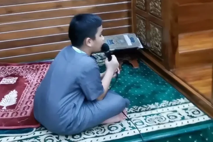 Teuku Wisnu Bagikan...