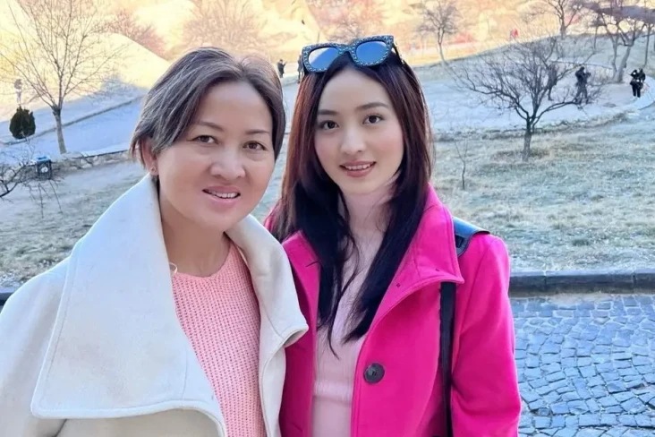 Rasakan Hidup Serba...