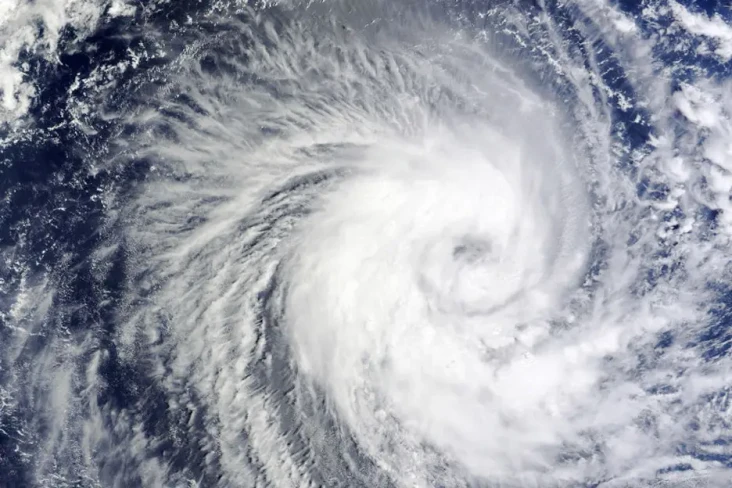 Tornado Terjang Myanmar,...