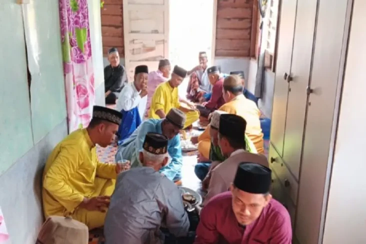 Kenduri Idulfitri, Tradisi...