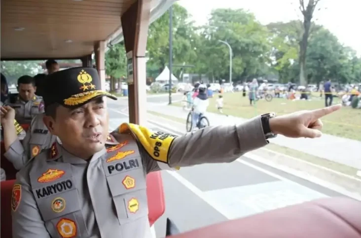 Pantau Keamanan Ancol...