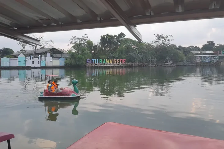 Jadi Wisata Murah, Situ...