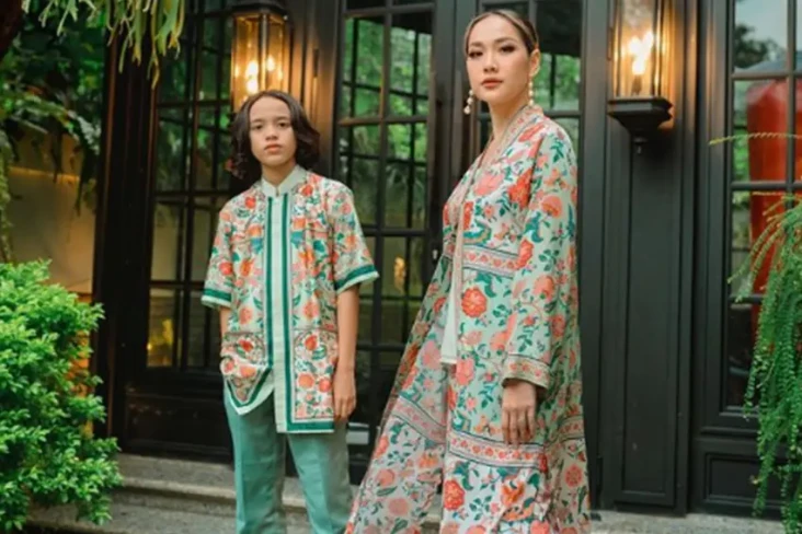 Outfit Lebaran Hijau...