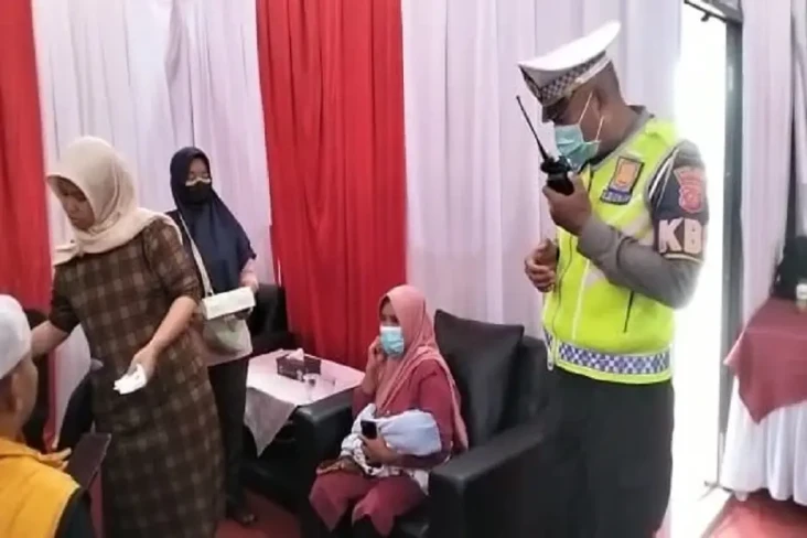 Dramatis! Di Tengah...