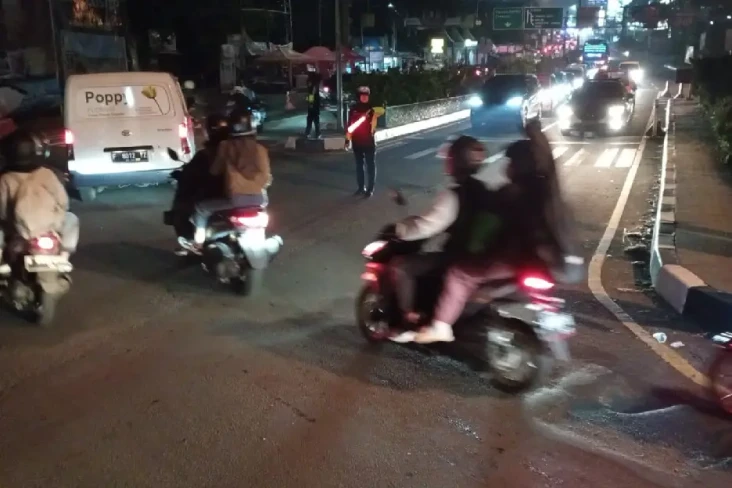 Jalur Puncak Malam Ini...